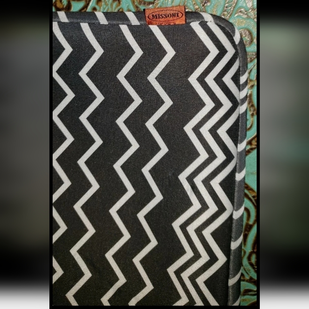 Missoni For Target Laptop Sleeve - Picture 6 of 10